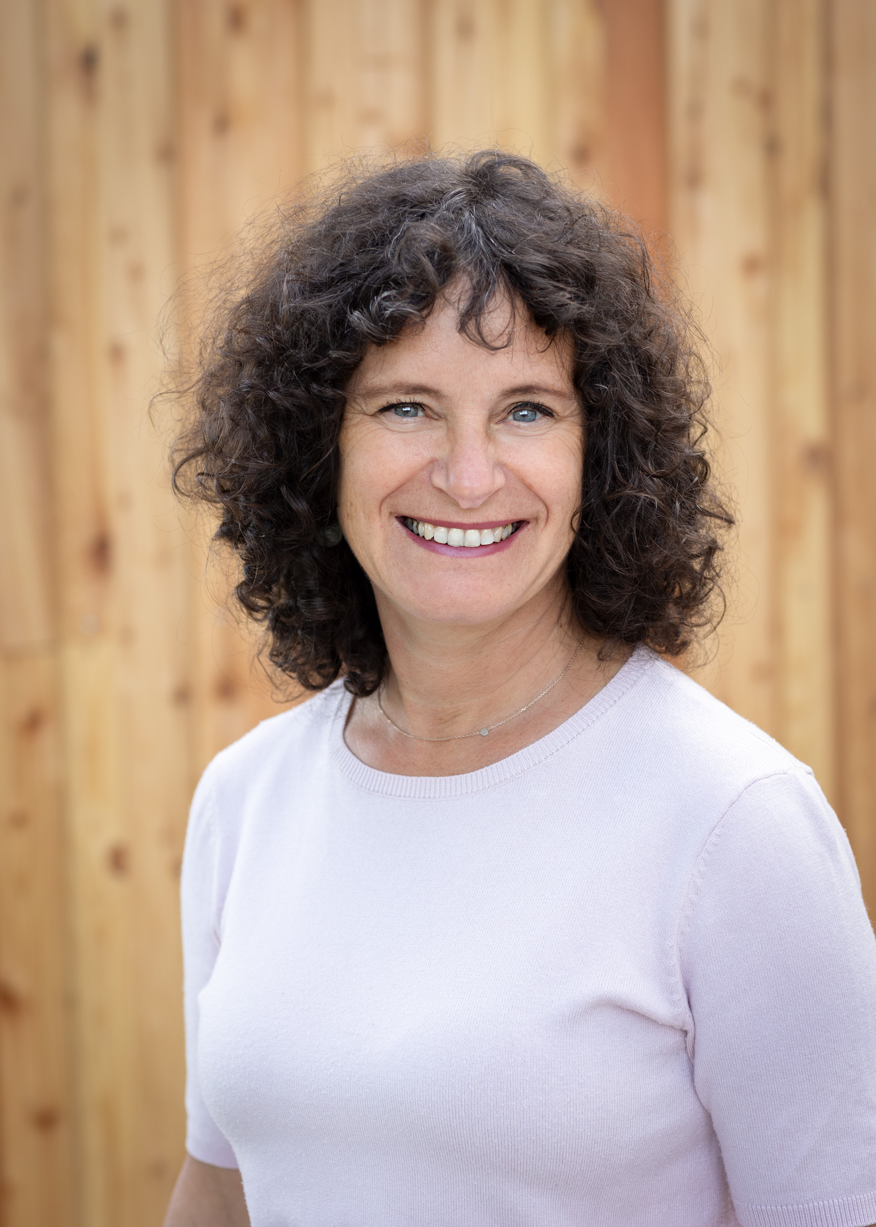 2024_lugger_bienen_0002 Christina Lugger ist Humanenergetikerin, Kinesiologin und Pädagogin